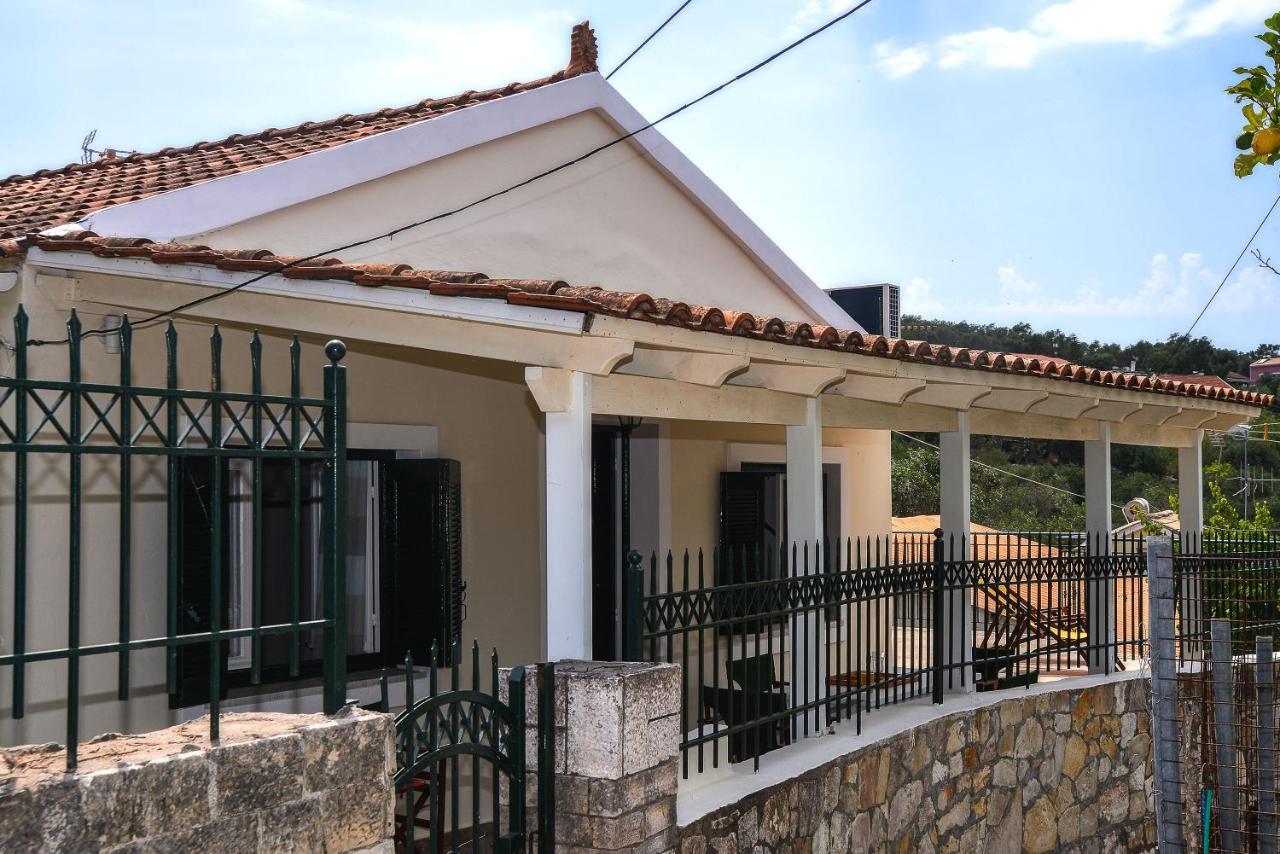 Tem House By About Paxos *